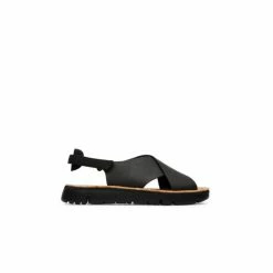 Camper Women&apos;s Oruga Sandal Sandals Black